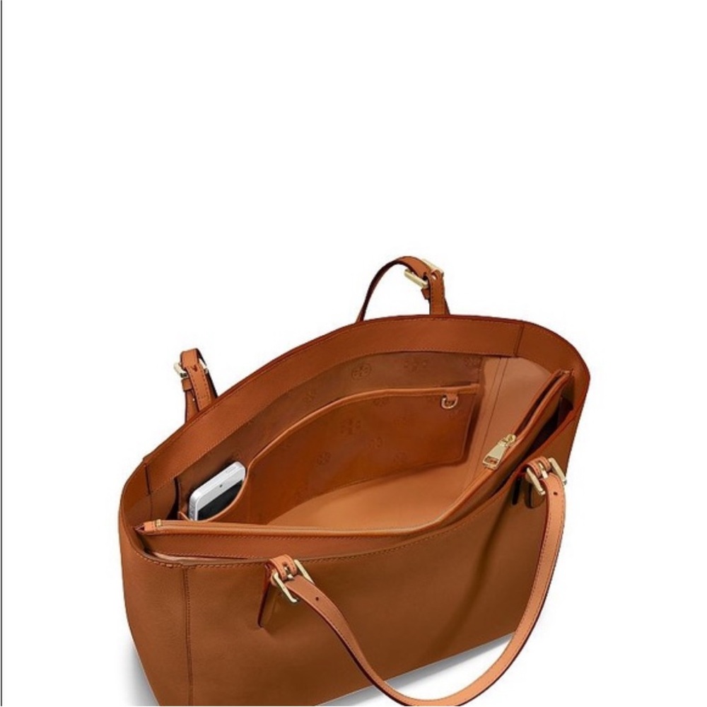 💥💥SOLD💥💥Tory Burch York Buckle Tote Bag - Picture 2 of 16